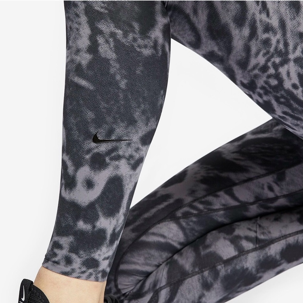 Nike One Luxe Dri-FIT Leopard Print Leggings Gray Black Mid Rise Size L - Picture 12 of 14